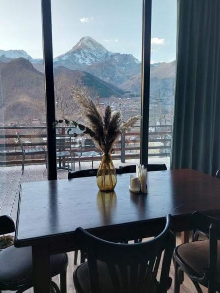 Hilltop Kazbegi エクステリア 写真