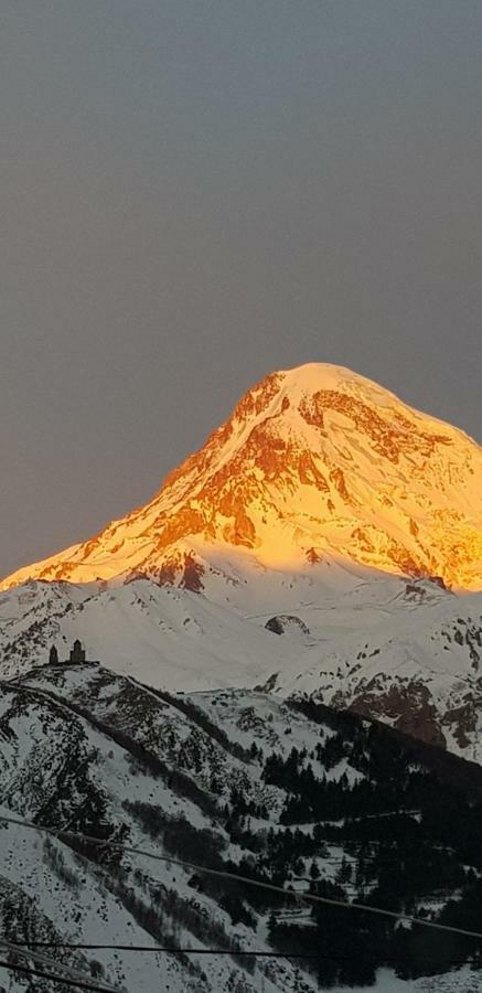 Hilltop Kazbegi エクステリア 写真